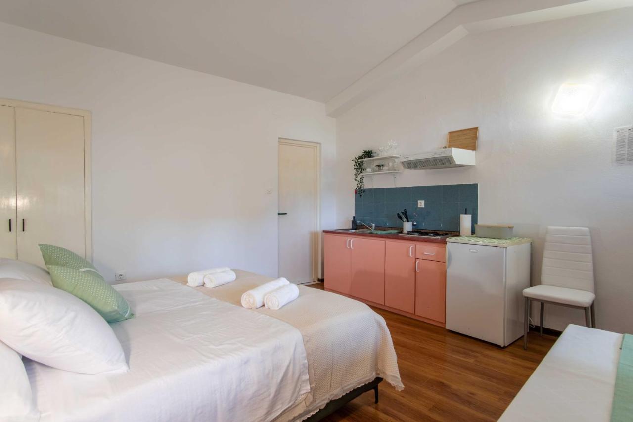 Apartamento Ostaric Mandre Exterior foto