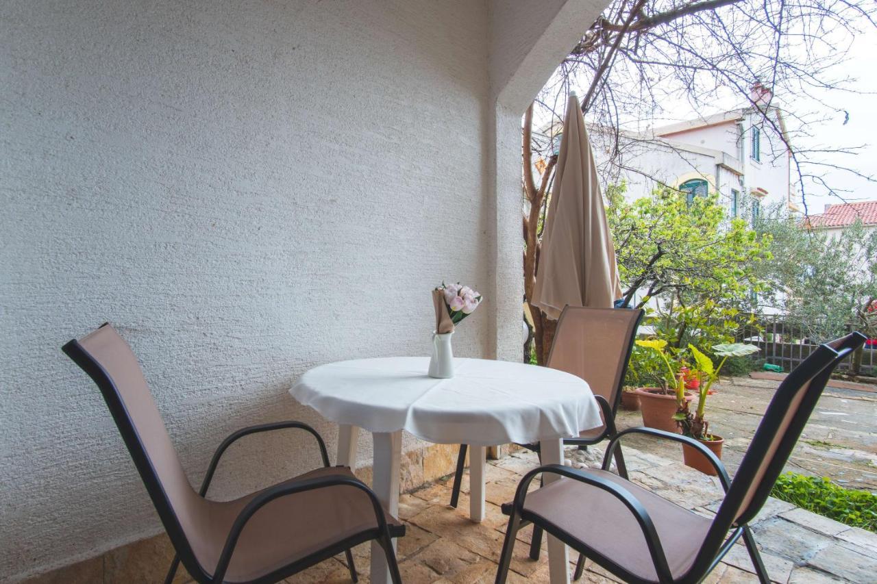 Apartamento Ostaric Mandre Exterior foto