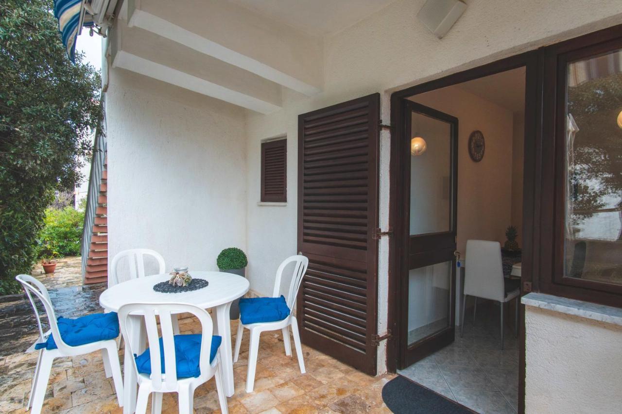Apartamento Ostaric Mandre Exterior foto