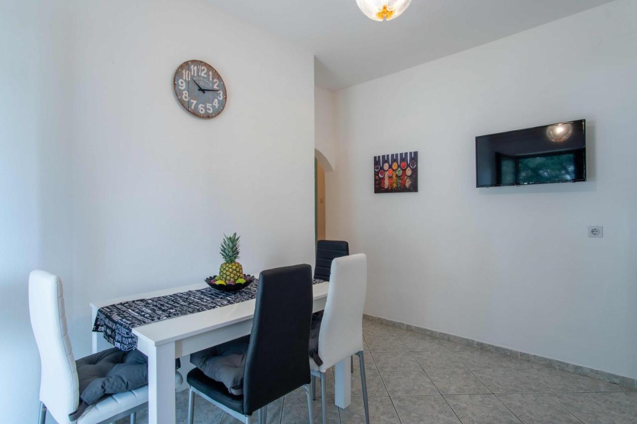 Apartamento Ostaric Mandre Exterior foto