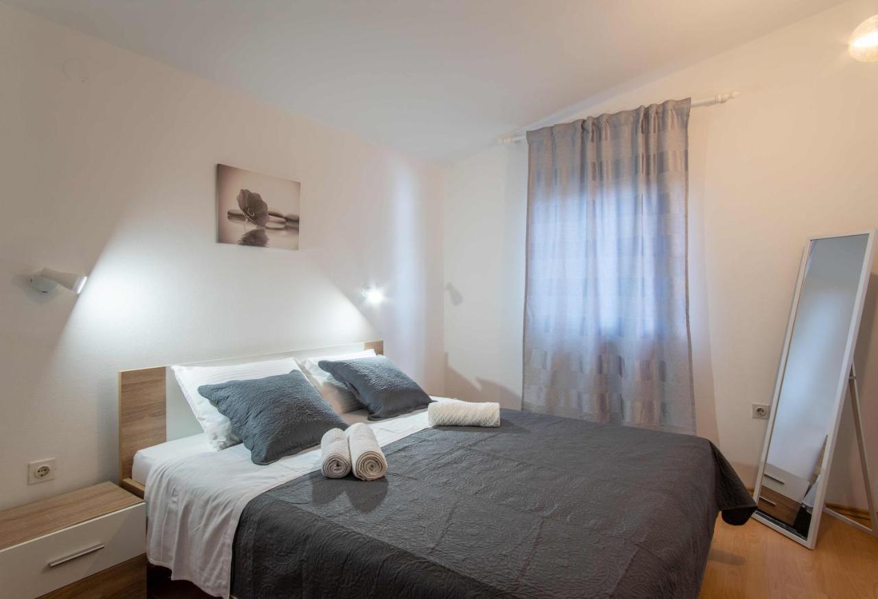 Apartamento Ostaric Mandre Exterior foto